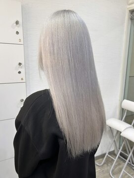 インク サカエ(inq sakae) 艶髪ロング/ハイトーン/ホワイト