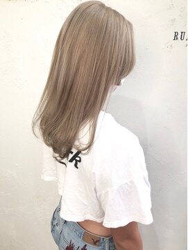 ルモア(RUMOR) Rumor×ミルクティーベージュ