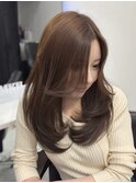 小顔ロングレイヤーカット顔周り冬グレージュカラー透明感カラー