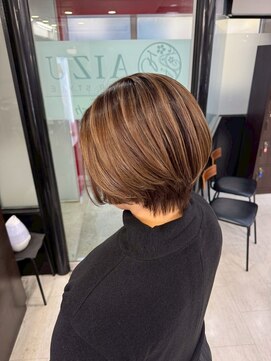 アイズ 本厚木(AIZU) 白髪ぼかしハイライト