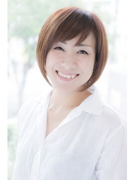 キキ KICKY 似合わせカット+カラー（白髪染め）