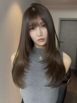 アイヴァン(AIVAN)&nbsp;ロングレイヤー レイヤーカット グレージュ