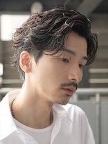 バイフィフス 原宿/表参道(by fifth)&nbsp;フェザーパーマセンターパートウルフカットシャドウパーマ