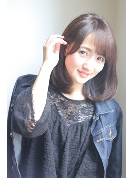 エミュ 新宿(emu) 自然なワンカールロブ U-REALM otto