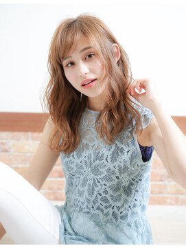 ヘアールーム アート(hair room a to by NYNY) 甘めフェミニンスタイル