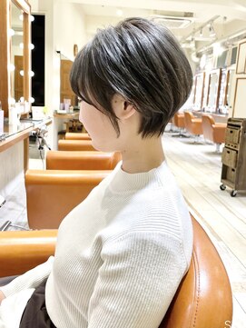 ネオリーブ クタ 町田店(Neolive kuta) 大人ショート【町田、町田駅220214】