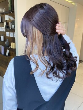 クラム(clam.) イヤリングカラー×ベージュ