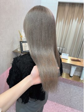 ロンド レア 天神大名店(Lond Le’a) 天神大名ダブルカラーケアブリーチハイトーンミルクティーグレー