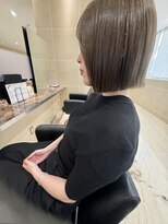 クララ ヒロシマ(CLALA Hiroshima) ミニボブ スタイリスト新井