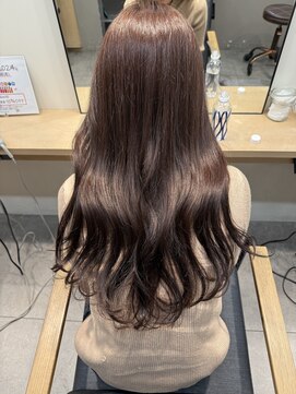 レア 渋谷(Le'a) 暗髪ヘア／暗髪カラー／韓国インナー／顔周り／大人ヘア