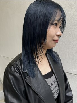 バローチェ 大阪 堀江(Barouche) 【Barouche/中島綾子】 ネイビーカラー レイヤーカット 堀江