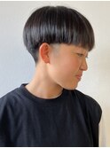 【メンズ 松戸 岩口】つや黒髪ツーブロックマッシュショート