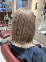 エム インターナショナル 春日部本店(EMU international)&nbsp;ダメージを抑えた透明感ブリーチカラー