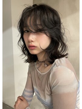 ラジ(Laji) 緩めパーマ