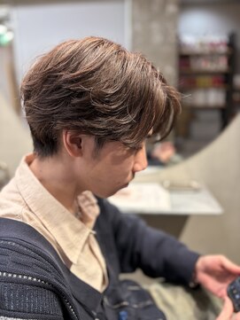 リラクオーレメンズ(LIRA CUORE men's) 毛流れセンターパート