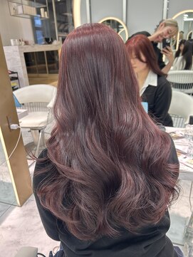 ロンドルピナス 小倉(Lond Lupinus) ミディアムレイヤーカット/似合わせカット/大人ガーリー/20代