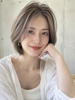 ノア(NOA) 【NOA】白髪ぼかしハイライト×小顔ショートボブ