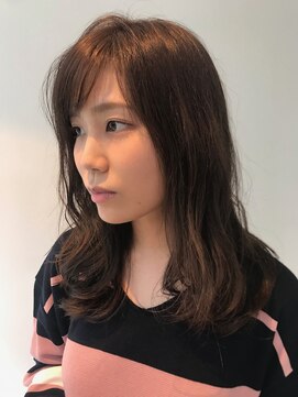 ミリアル(Milial) 伸ばしかけセミロング