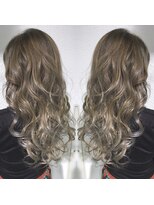 ルートヘアー(Root Hair) ライトベージュからのホワイトベージュ♪