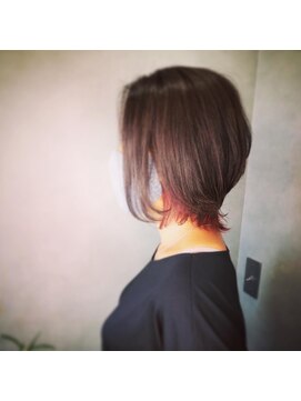 ヘアーサロン ウノ 新百合ヶ丘(hair salon UNO) 伸ばし途中でも使える簡単ミディアムレイヤー/ベージュピンク