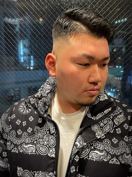 ヒロギンザ 六本木店(HIRO GINZA) スキンフェード刈り上げバーバースタイル