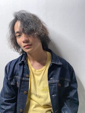 アイズ 海老名(AIZU) ロン毛ツイストパーマツイストスパイラルパーマ波巻きパーマ