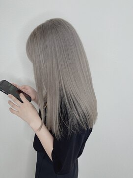 シュウ(shu) グレージュ