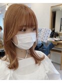 セミロング×オレンジベージュ