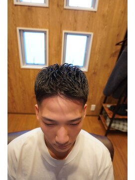 平田 理髪店 ゆるパンフェードカットスタイル