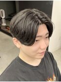 王道刈り上げセンターパート