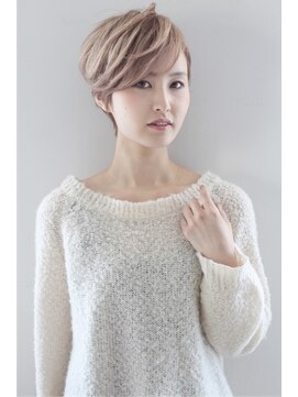 モッズヘア 三鷹店(mod's hair) 大人可愛いナチュラル前下がりショート【COLEETE】