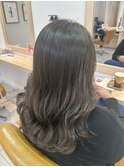 オリーブブラウン