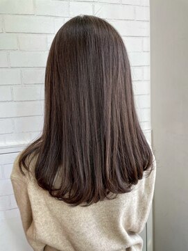 DAMANI 表参道 髪質改善/ヘッドスパ/ハイライト/白髪染め/白髪ぼかし/縮毛矯正 似合わせカット/ミディアムレイヤーカット[表参道駅]