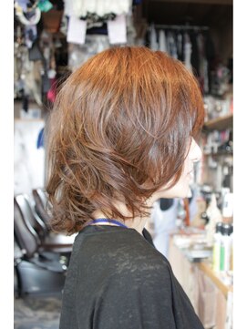 オーバーキャプテンネイキッド(OVER CAPTAIN NAKED) 秋に人気クール系でもキュートに見えるヘアスタイルにチェンジ☆