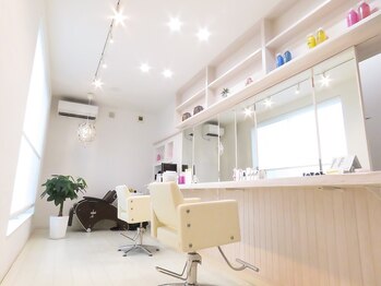 ハルバイクオーレ(HAL by cuore)の写真/[*OPEN3周年*]女性スタッフによるマンツーマン施術で、トレンド感のあるハイクオリティな仕上がりが叶う◆