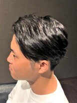 ビーダンディー(Bee dandy)&nbsp;くせ毛矯正 メンズストレートパーマ ツーブロ センターパート