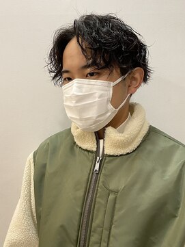 ツイギー 千舟店(TWiGGY) パーマで作る無造作なセンターパート