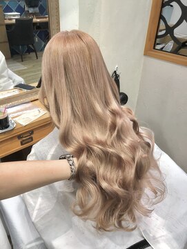 ロア 福岡天神本店(LORE) ミルクティベージュ◎natsu