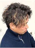ツイストスパイラルパーマ/波巻きセンターパート/ハイライト練馬
