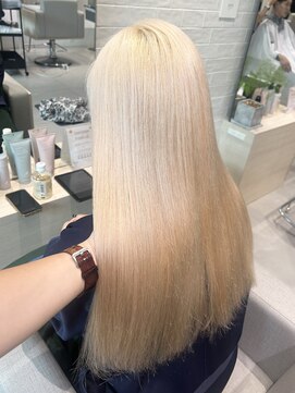 ステア ケース(stair case) 抜きっぱなしブロンド/ダブルカラー