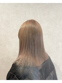 ホワイトグレージュ