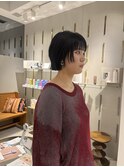 お洋服好きな外ハネミニボブ