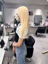 キング 枚方店(K!ng)&nbsp;ハイライトカラーミルクティーベージュレイヤーカット