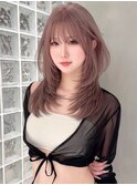質感たっぷり流行りのレイヤーヘア 前髪カット ハッシュカット