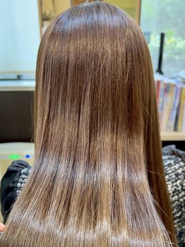 アビアン 打出店(avien)の写真/”髪質改善”で、髪の芯から美しく♪弱酸性トリートメントで内側から補修し、艶感のある美髮へ導きます♪