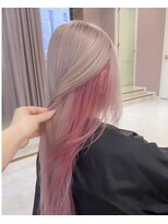 シェリ(che'rie)&nbsp;インナーカラーミルクティーベージュレイヤーカット