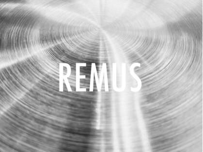 リーマス(REMUS)の写真