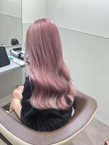 リノ(RLINO)&nbsp;【名古屋/栄】レイヤーカット/ブリーチ/ピンク