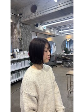 リラ バイ クオーレ(LIRA by CUORE) 髪質改善酸性縮毛矯正でつくるミニボブ!