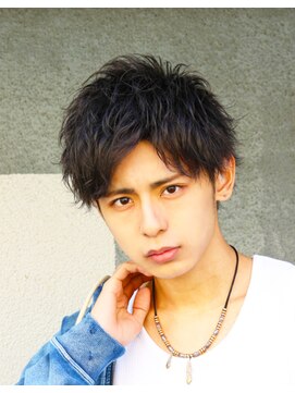 ザ サードヘアー 津田沼 (THE 3rd HAIR) グロスアッパーショート